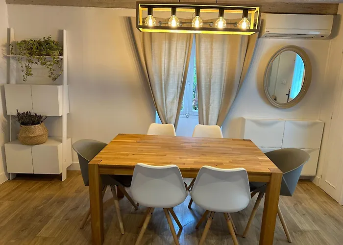 Villa De Charme 6 Pieces Avec Vue Mer Sur Les Hauteurs De Nice